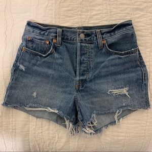 Levi’s Wedgie Fit Jean Shorts